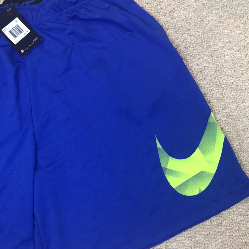 Nike training shorts  DRI-FIT for men SZ 3XL,  NWT - Picture 6 of 7